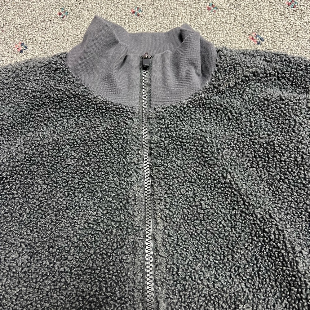 Fabletics QuarterZip - Picture 2 of 3